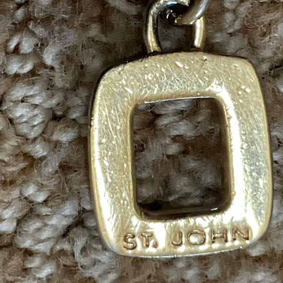 VINTAGE ST JOHN  GOLD LINK BELT  SIZE SM  MINT! - Picture 2 of 3